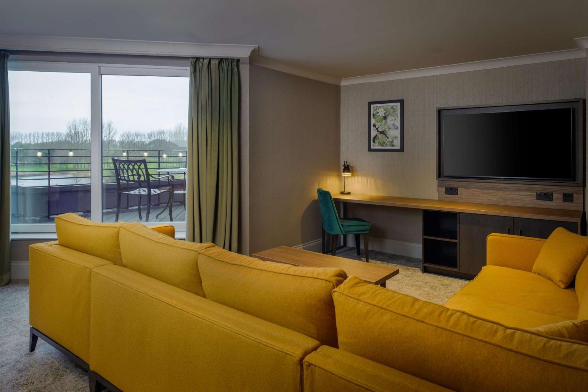 מלון Doubletree By Hilton Belfast טמפלפטריק מראה חיצוני תמונה