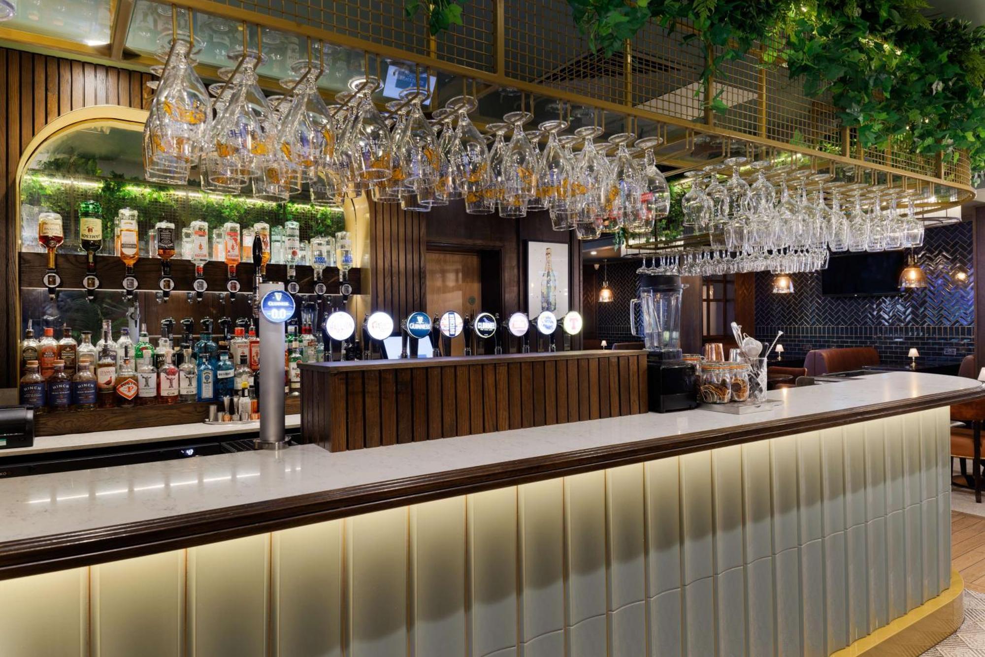 מלון Doubletree By Hilton Belfast טמפלפטריק מראה חיצוני תמונה